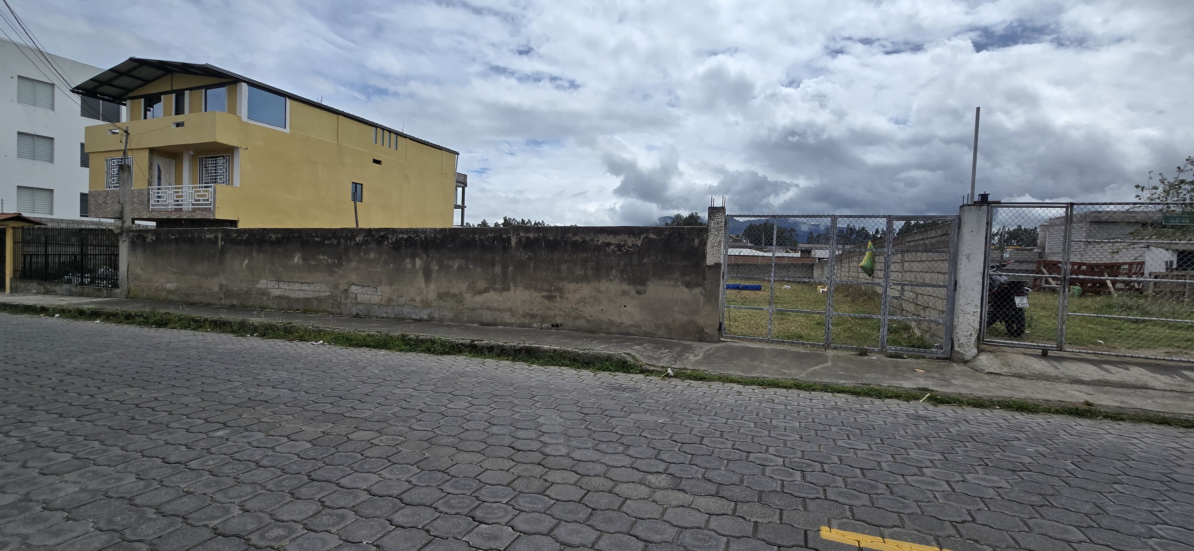 Terreno en venta en Cayambe — foto 2