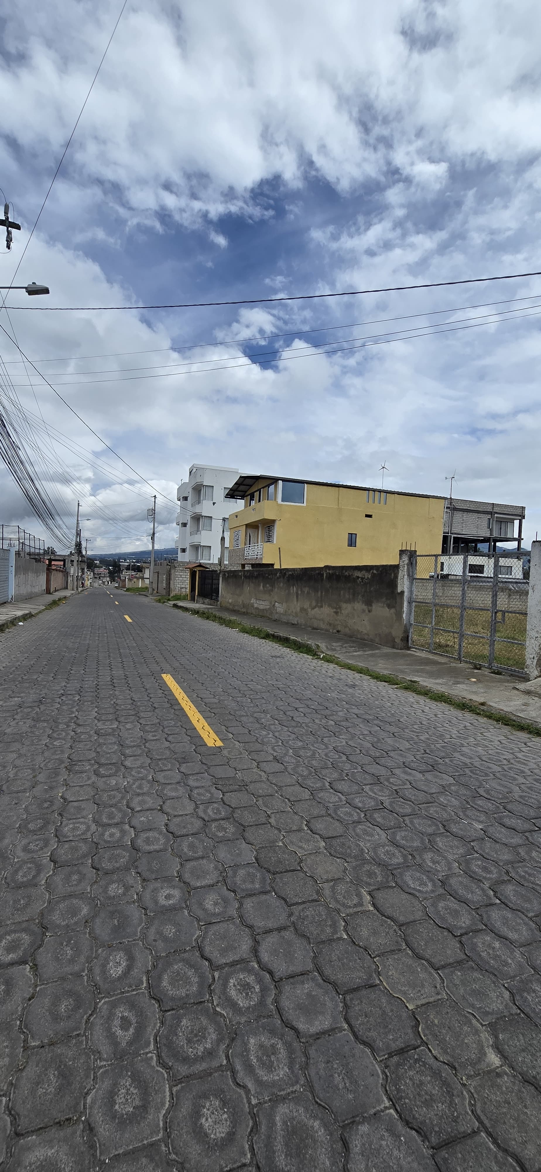 Terreno en venta en Cayambe — foto 3