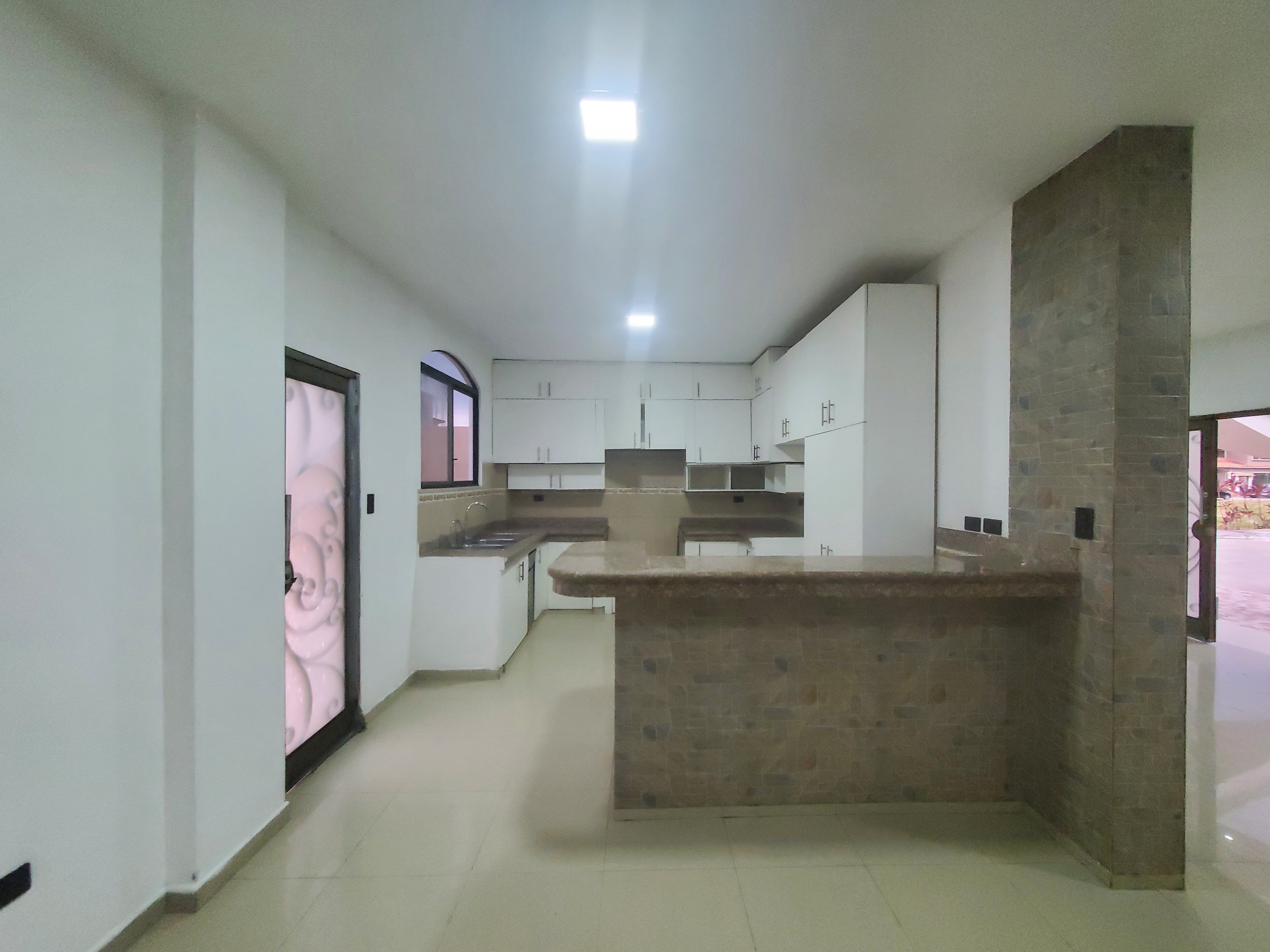 Casa en arriendo en Daule — foto 10