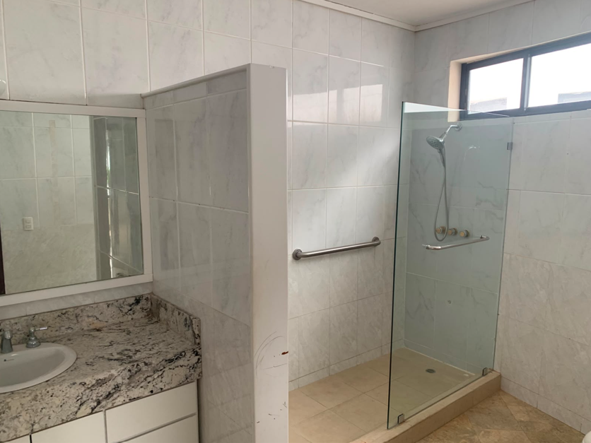 Casa en arriendo en Guayaquil — foto 9