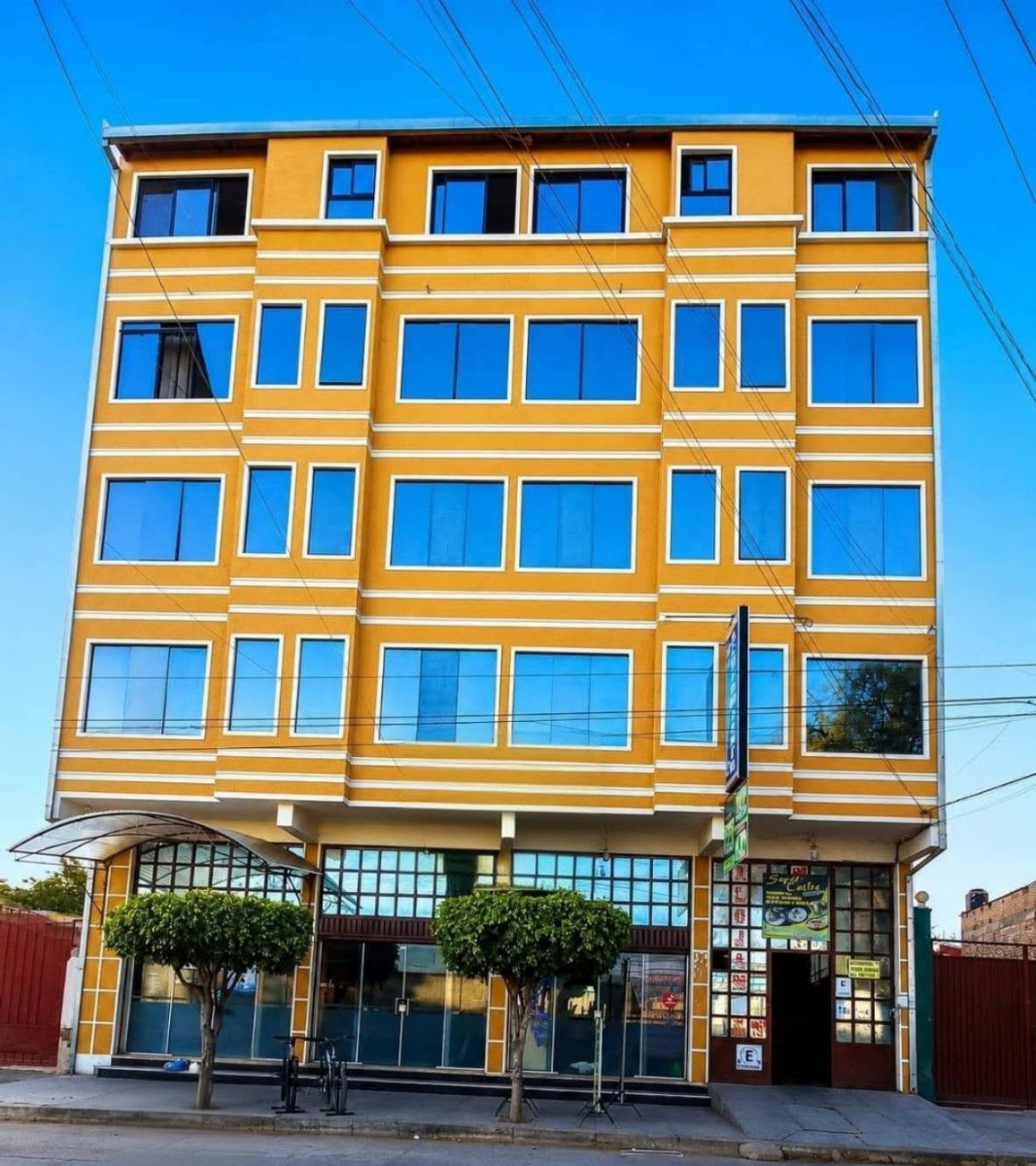 EDIFICIO COMERCIAL EN VENTA – QUILLACOLLO