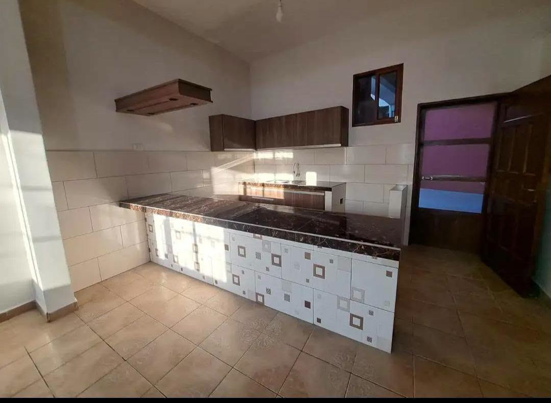 ECONÓMICA CASA INDEPENDIENTE EN ALQUILER LISTA PARA ENTREGA INMEDIATA CERCA DE TODO - Imagen 4