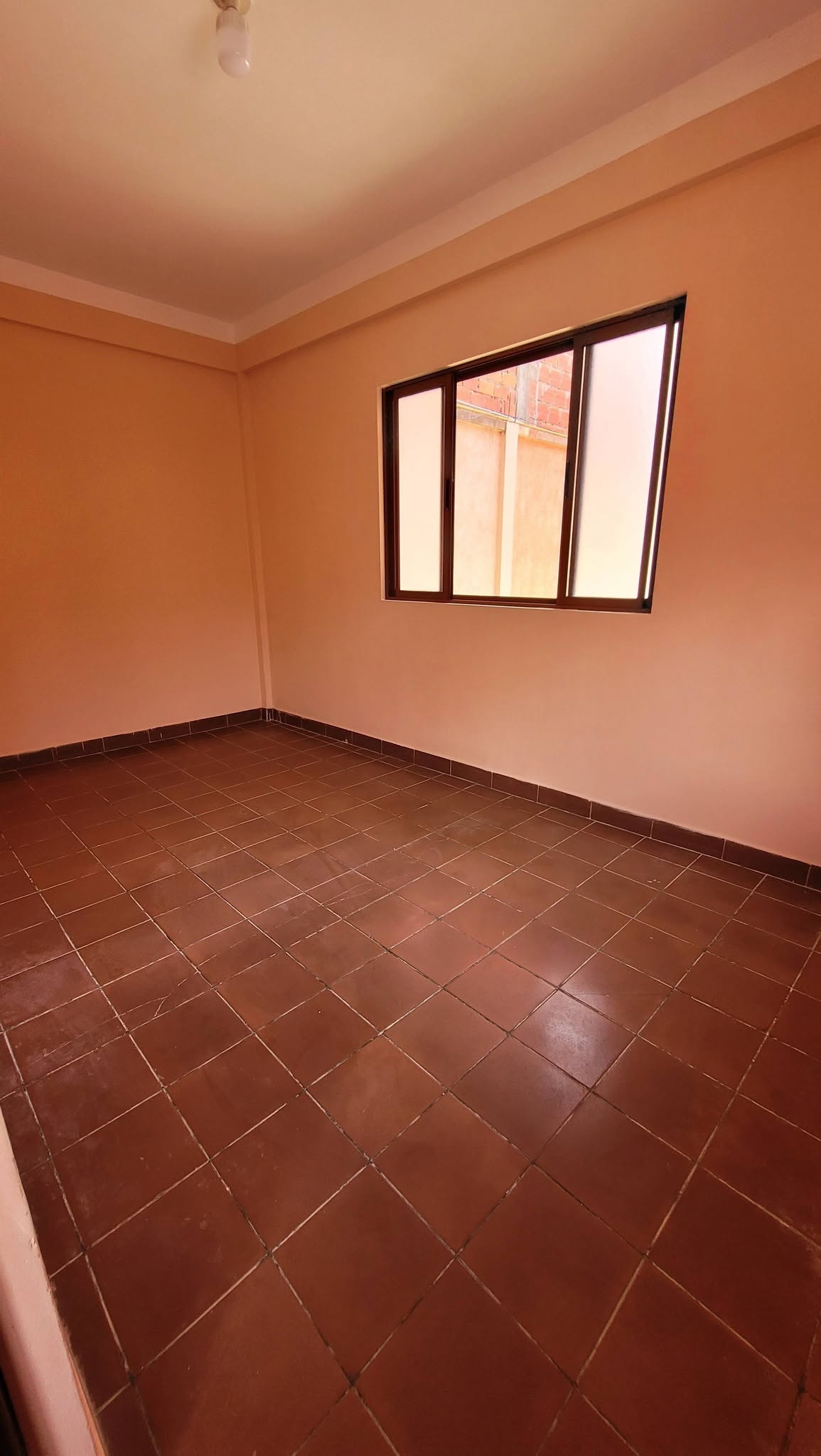 SE ALQUILA DEPARTAMENTO PEQUEÑO