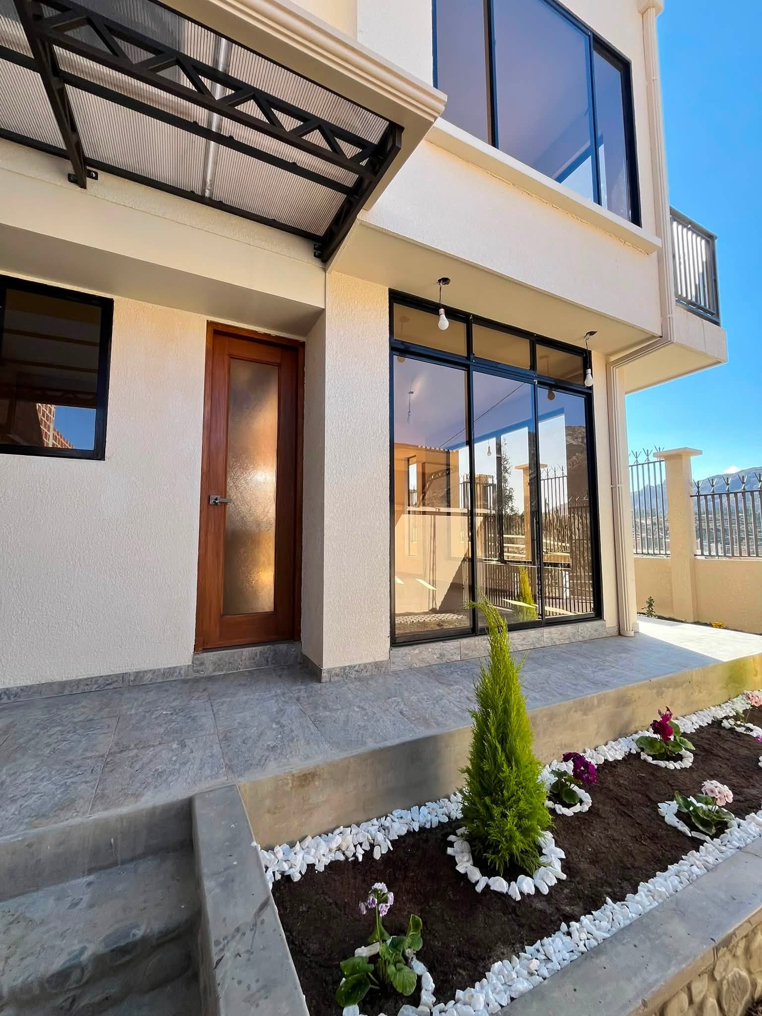 ¡ESTRENA TU CASA SOÑADA EN JUPAPINA!